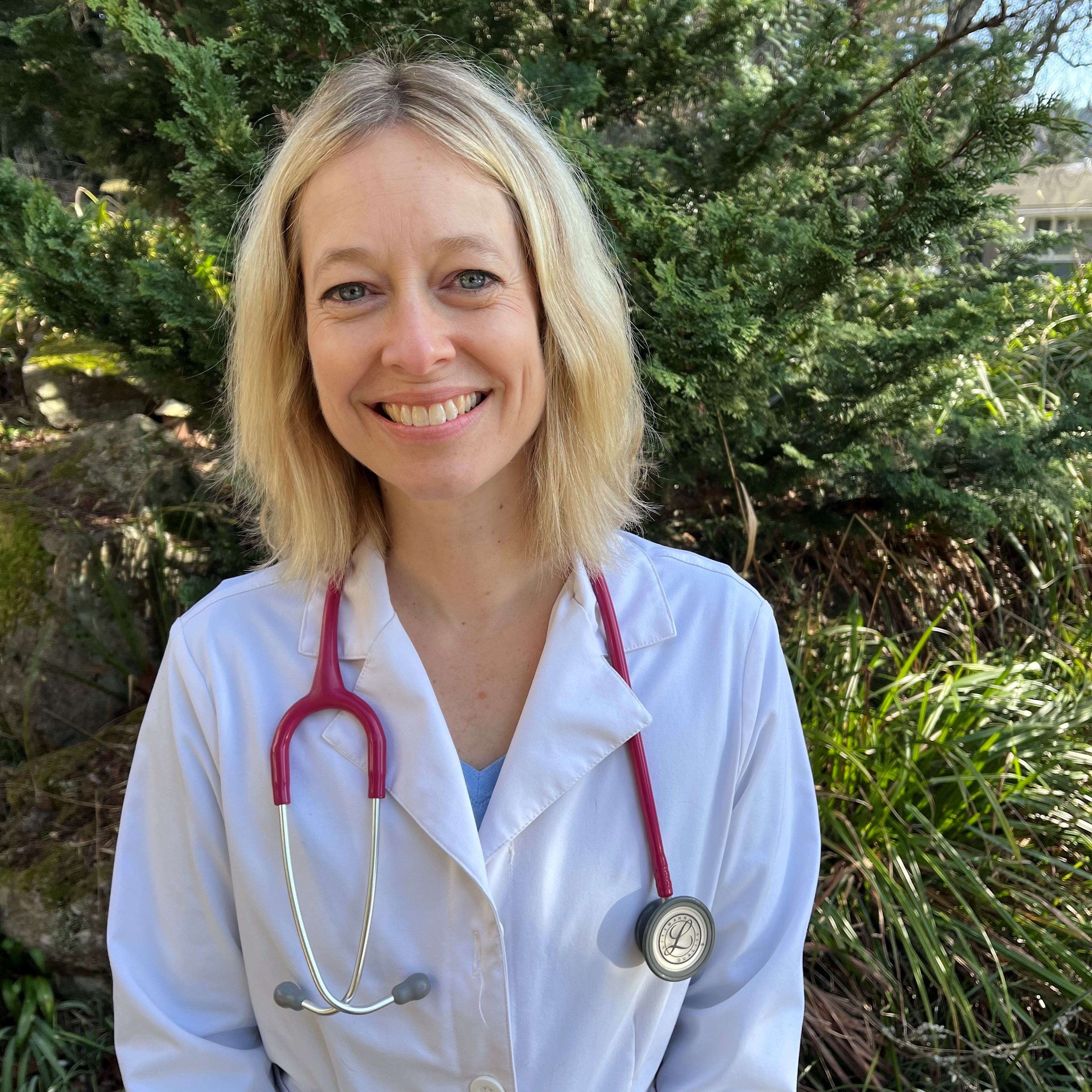 Dr. Kristin Kemper Compassionate InHome Pet Euthanasia CodaPet